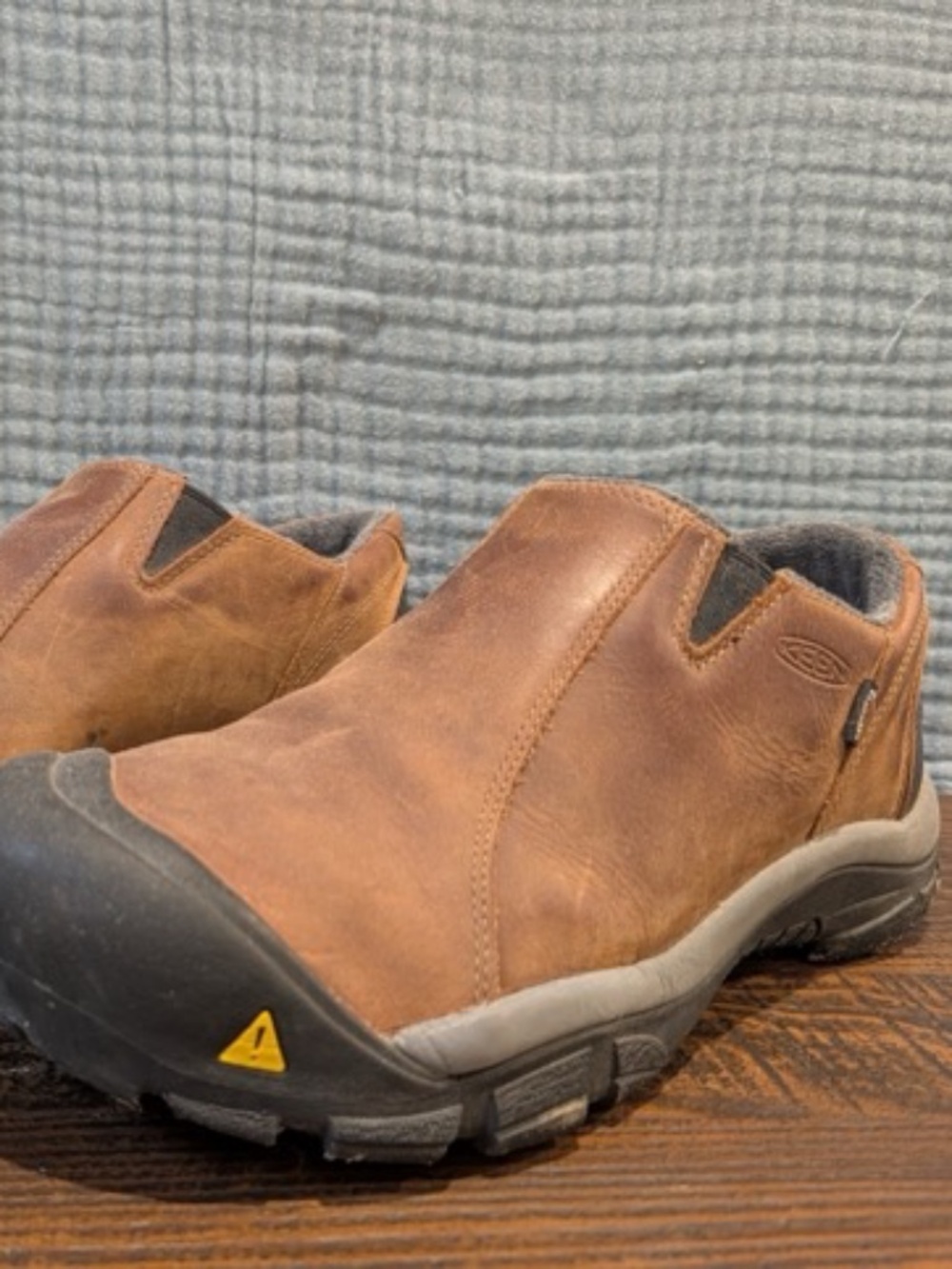 Keen Brixen Low Waterproof Insulated Slip-On shoes